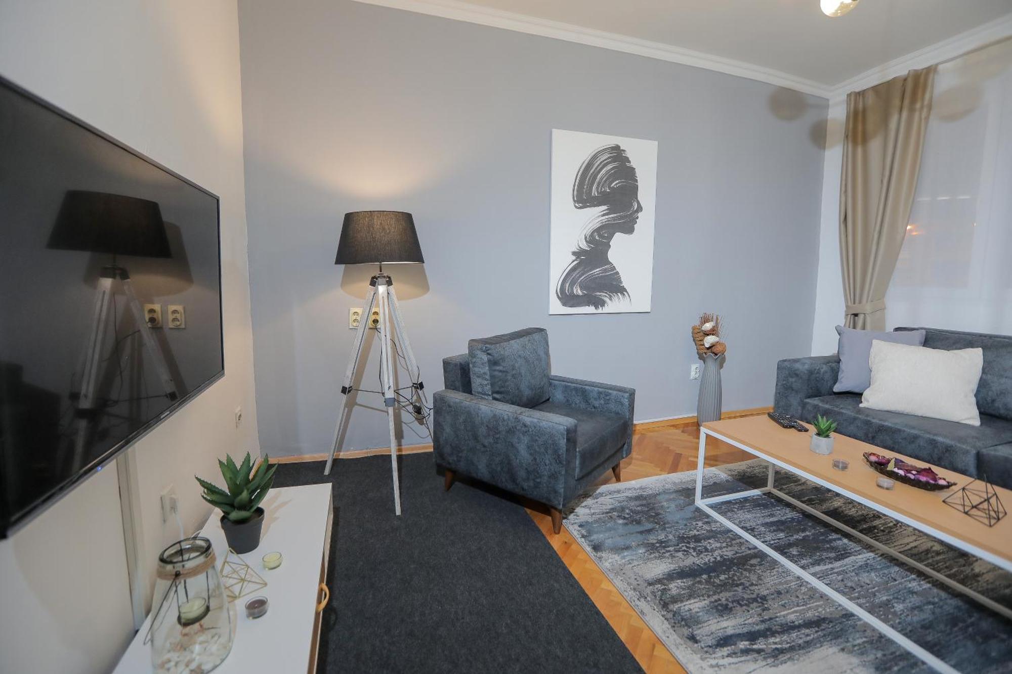 Central M - 5 Apartments Skopje Extérieur photo